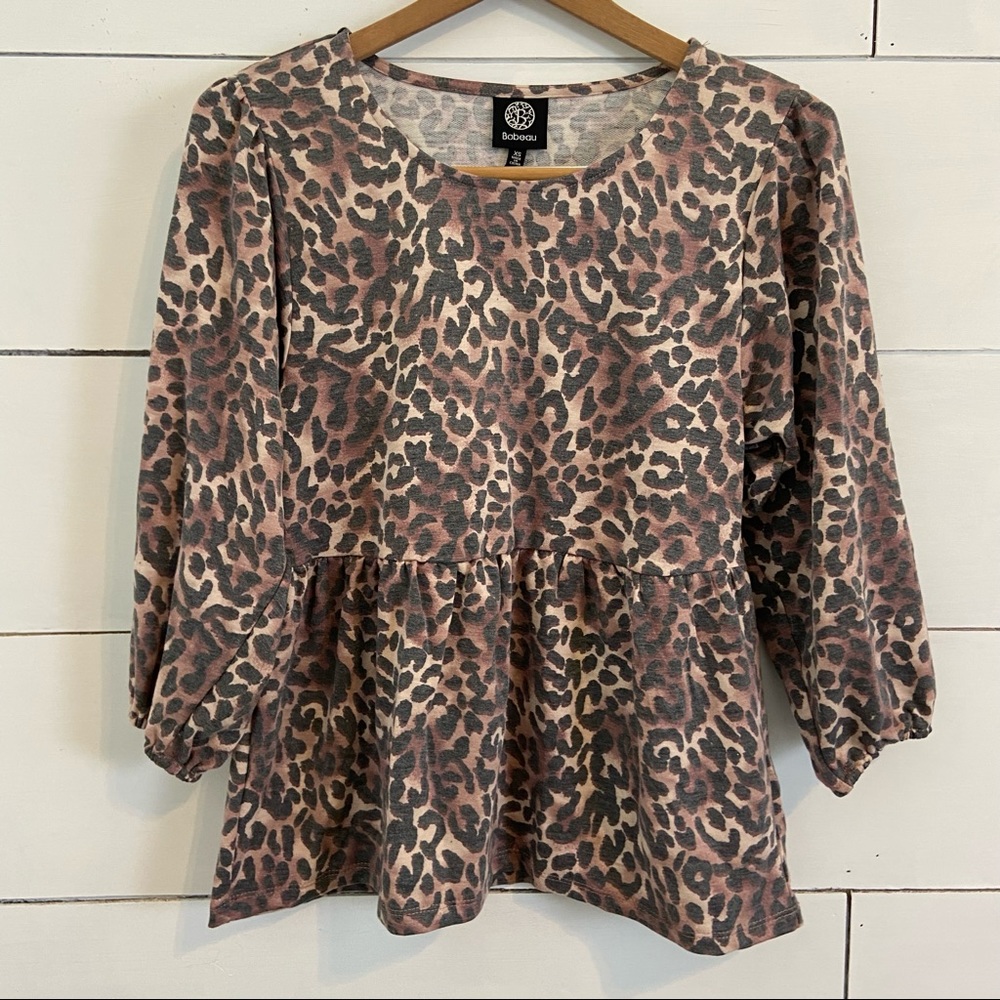 Bobeau Puff Sleeve Babydoll Animal Print Top. NWT.